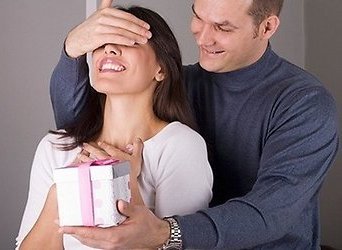 Что можно подарить на Новый Год жене?
